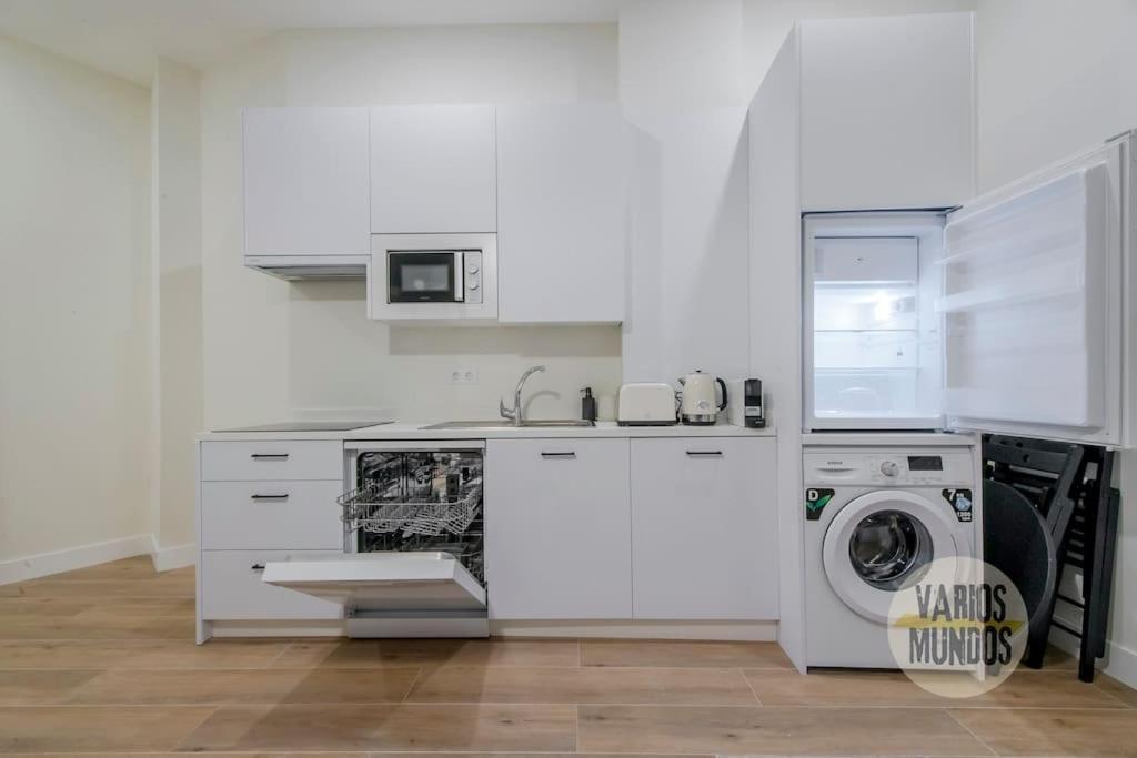 Cool Y Centrico Apt 6Px En Plena Plaza Del Carmen E2 Madri Exterior foto